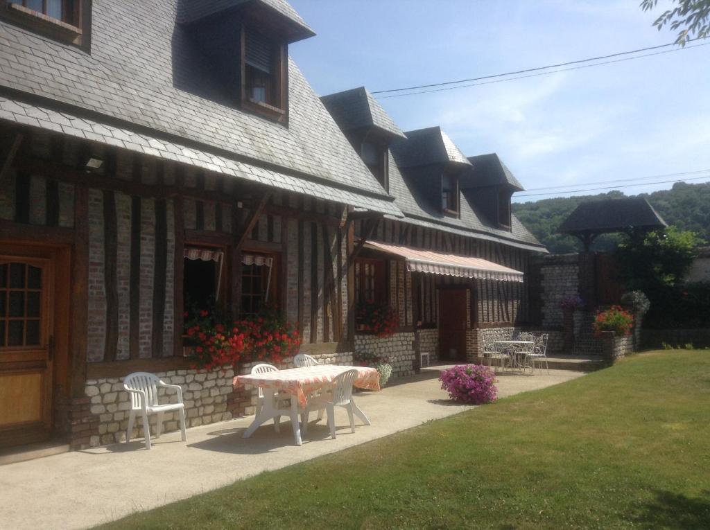 Chambres d'Hôtes Le Pressoir Saint-Martin-de-Boscherville Exterior foto